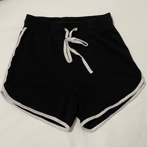 Contrast binding track shorts